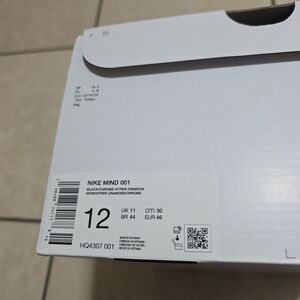 Nike Mind 001 Sneakers - Black and Crimson